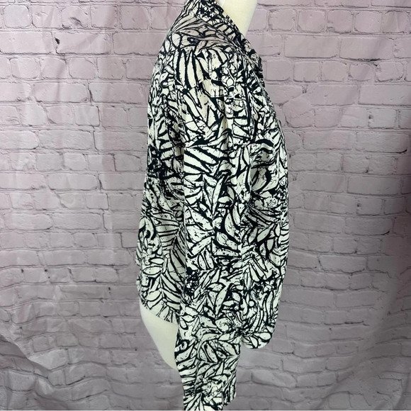 coldwater creek abstract floral black and white jacket size medium - Picture 7 of 7